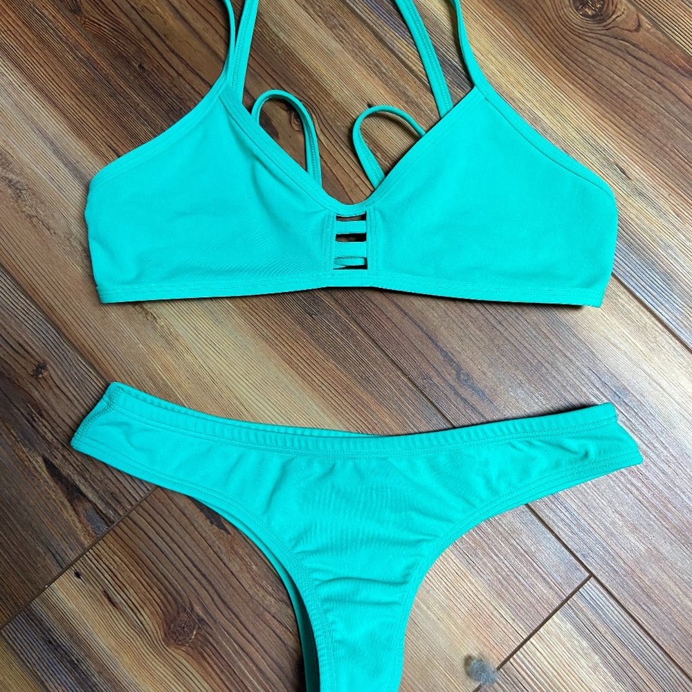 Jolyn Bikini Set